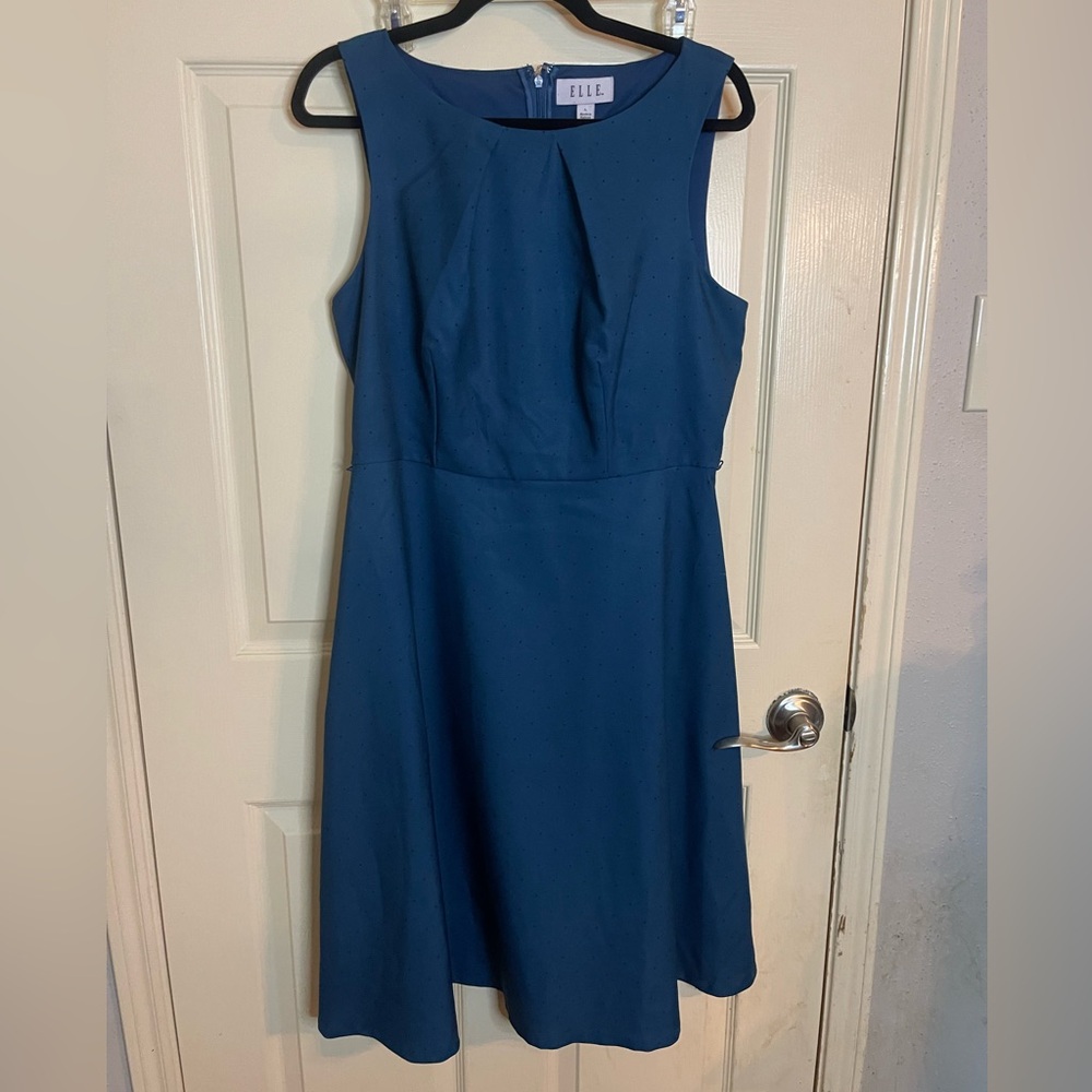 Elle dress